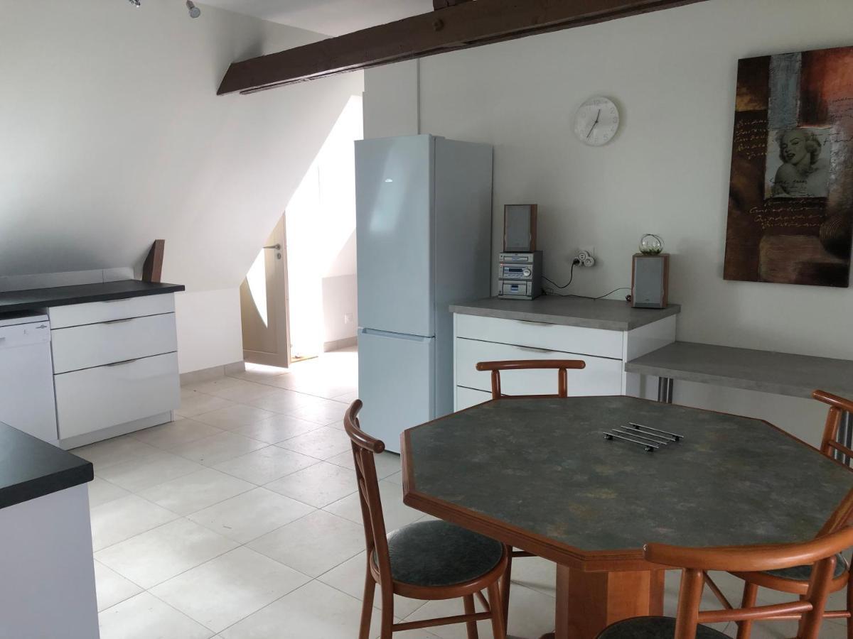 Residence Merlin Appart Des Druides Saint-Malon-sur-Mel المظهر الخارجي الصورة